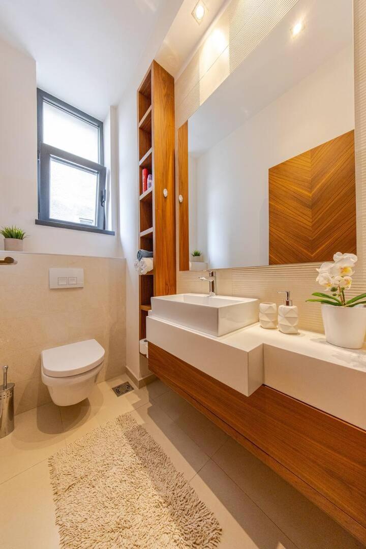 Lux Apartment In City Center Белград Экстерьер фото